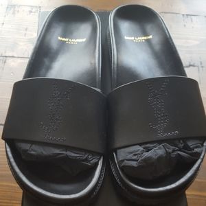 ▪SOLD▪YSL Black Leather Jimmy Slides/Sandals